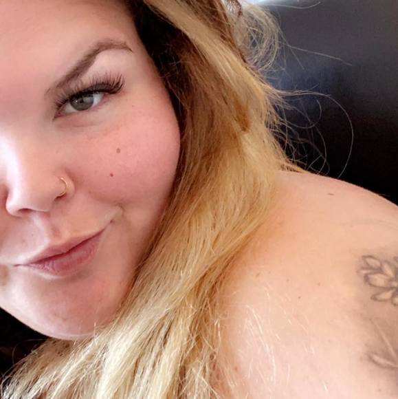 Meet your Posher, Emily - Picture 1 of 3